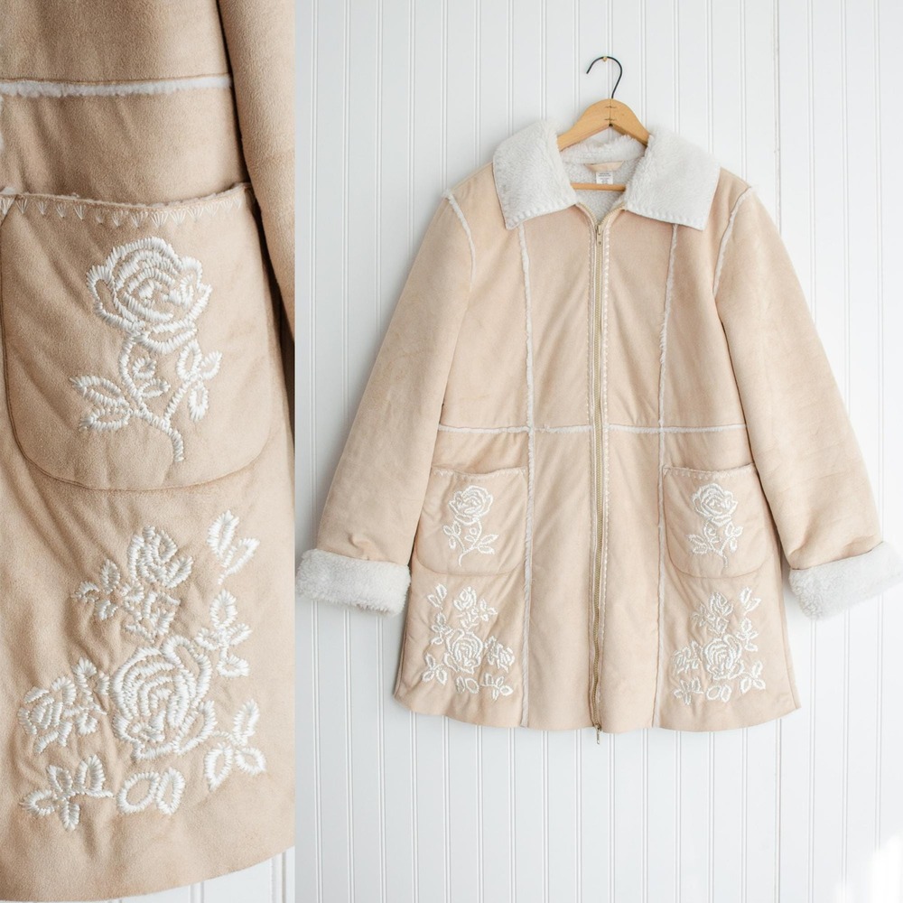 vtg beige faux leather microsuede sherpa embroidered‎ y2k jacket